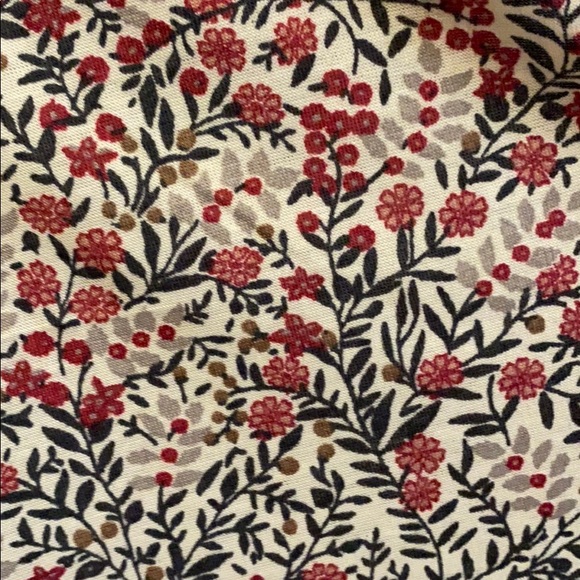 Floral Button Shirt *NEVER WORN W/TAG* - Picture 3 of 5